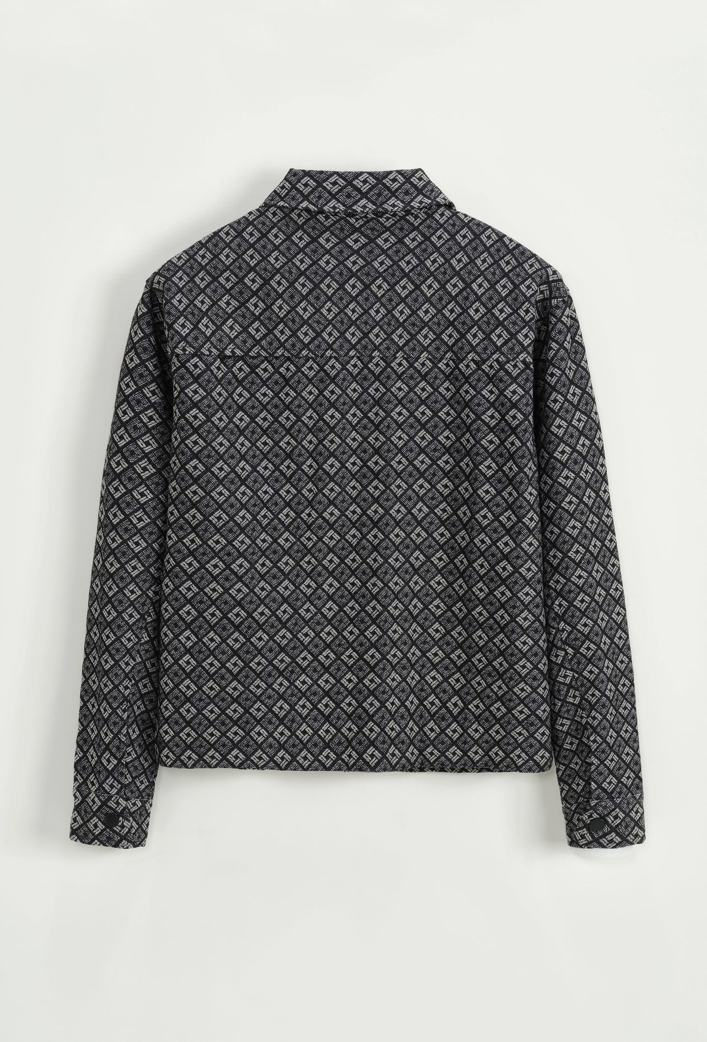 VESTE